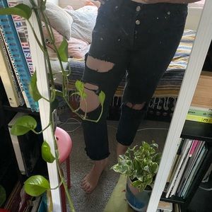 Distressed Black bf jeans